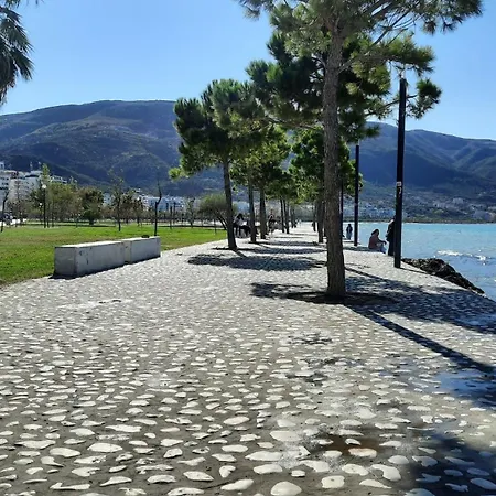 Azzurre Bay Vlorë