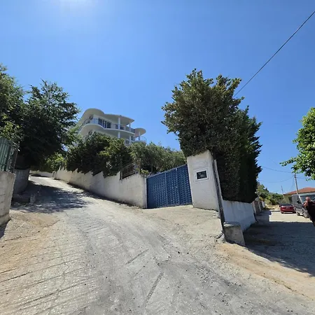 Azzurre Bay * Vlorë