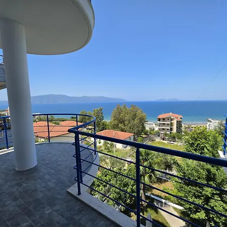 Azzurre Bay *