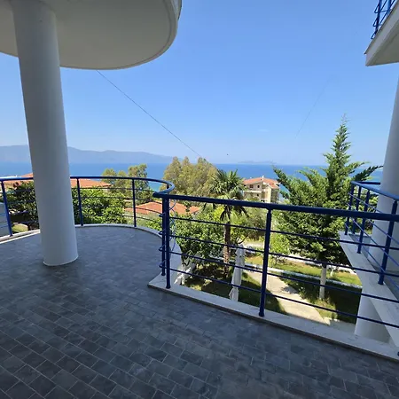 Azzurre Bay